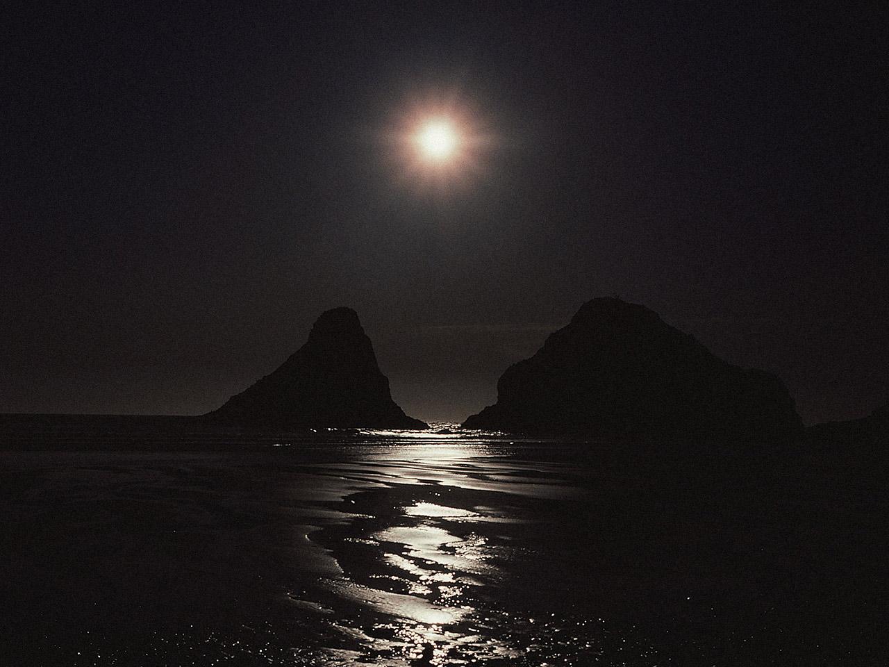 обои Ночное побережье фото