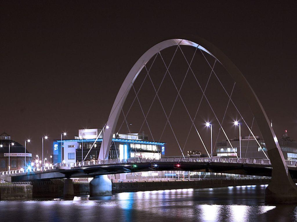 обои Мост Clyde Arc в Глазго фото