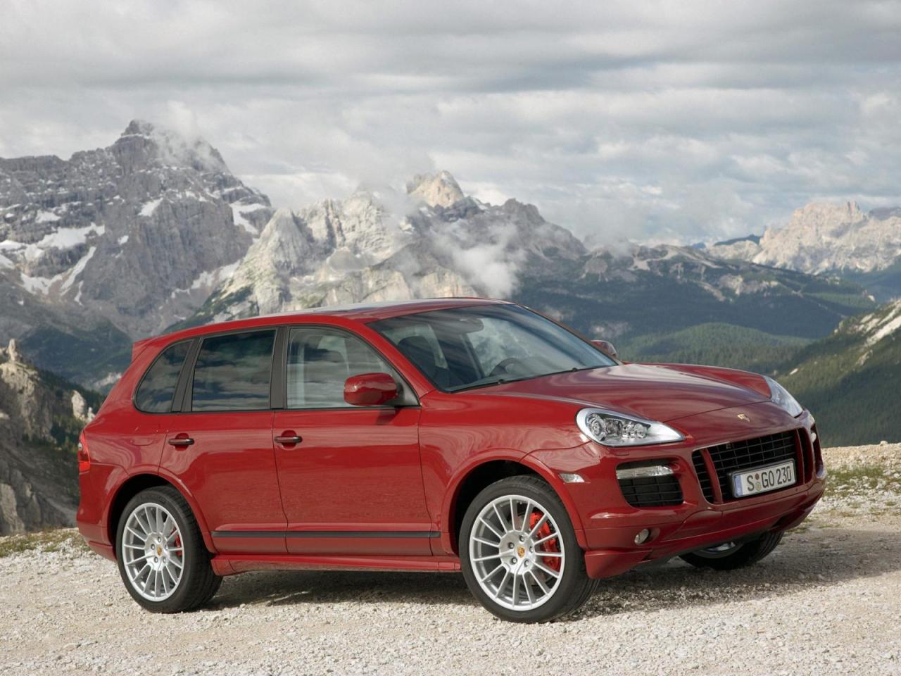 обои Porsche Cayenne GTS фото