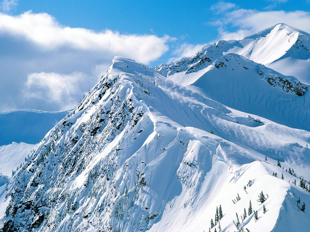 обои Snowy Peaks, British Columbia, Canada фото