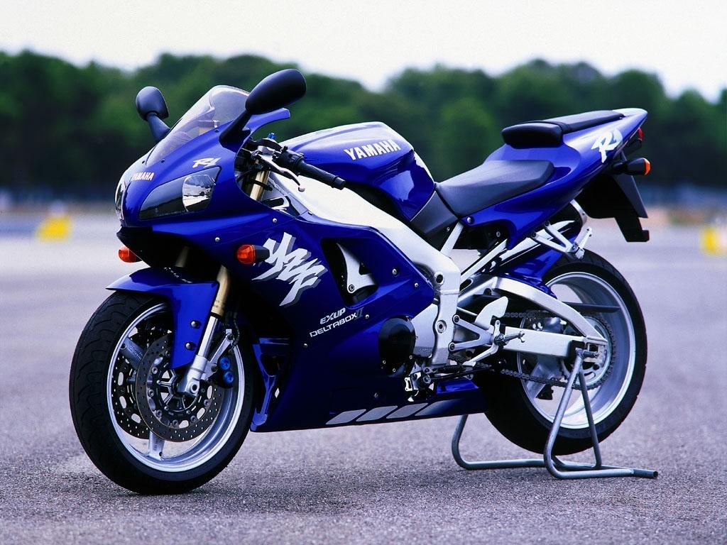 обои Yamaha R1 blue фото