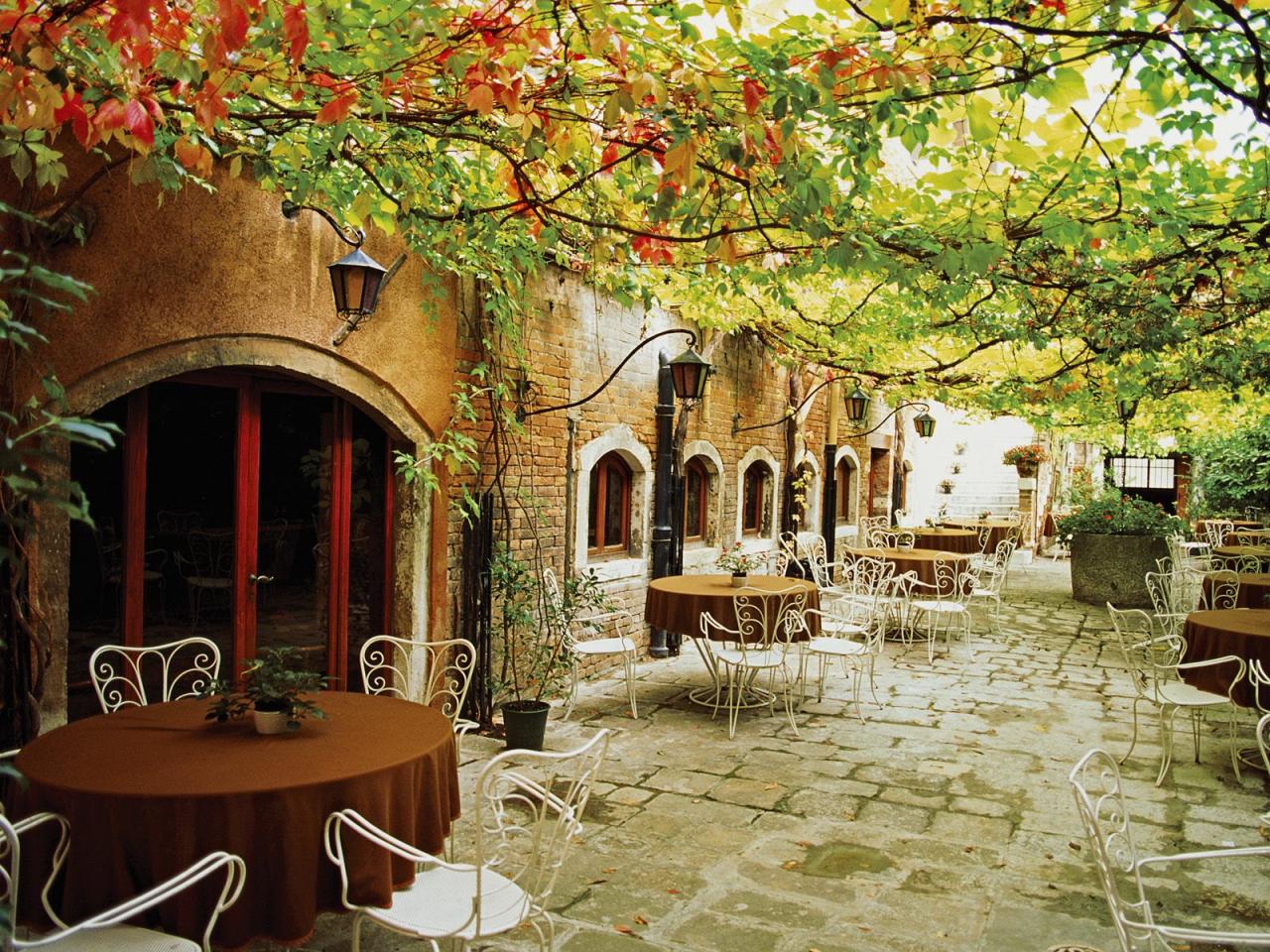 обои Dining Alfresco, Venice, Italy фото