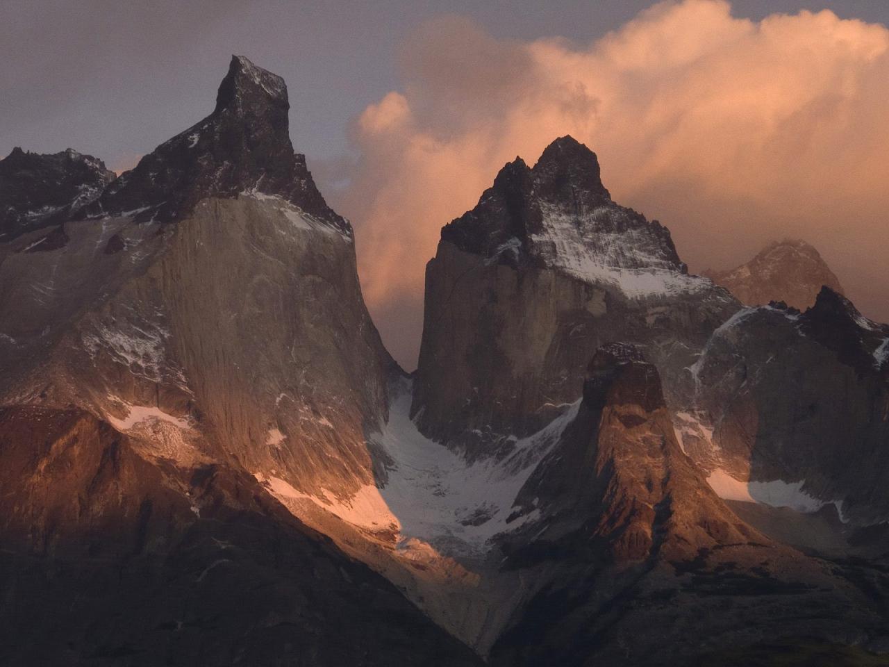 обои Peaks, Torres del Paine National Park, Chile фото