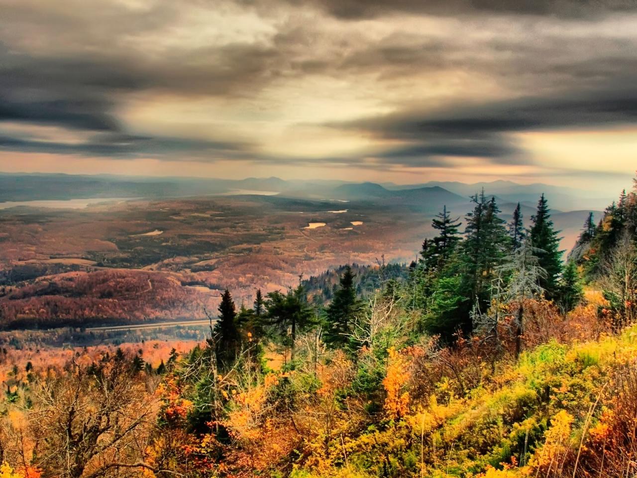 обои Осенняя панорама с высокой гoры фото