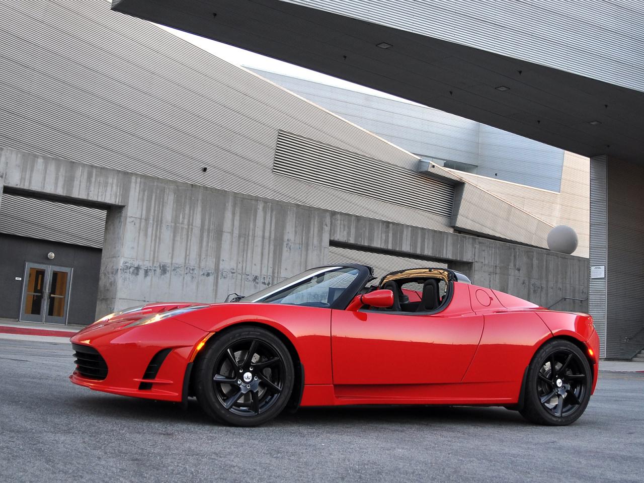 обои Tesla Roadster Sport 2010 дом фото