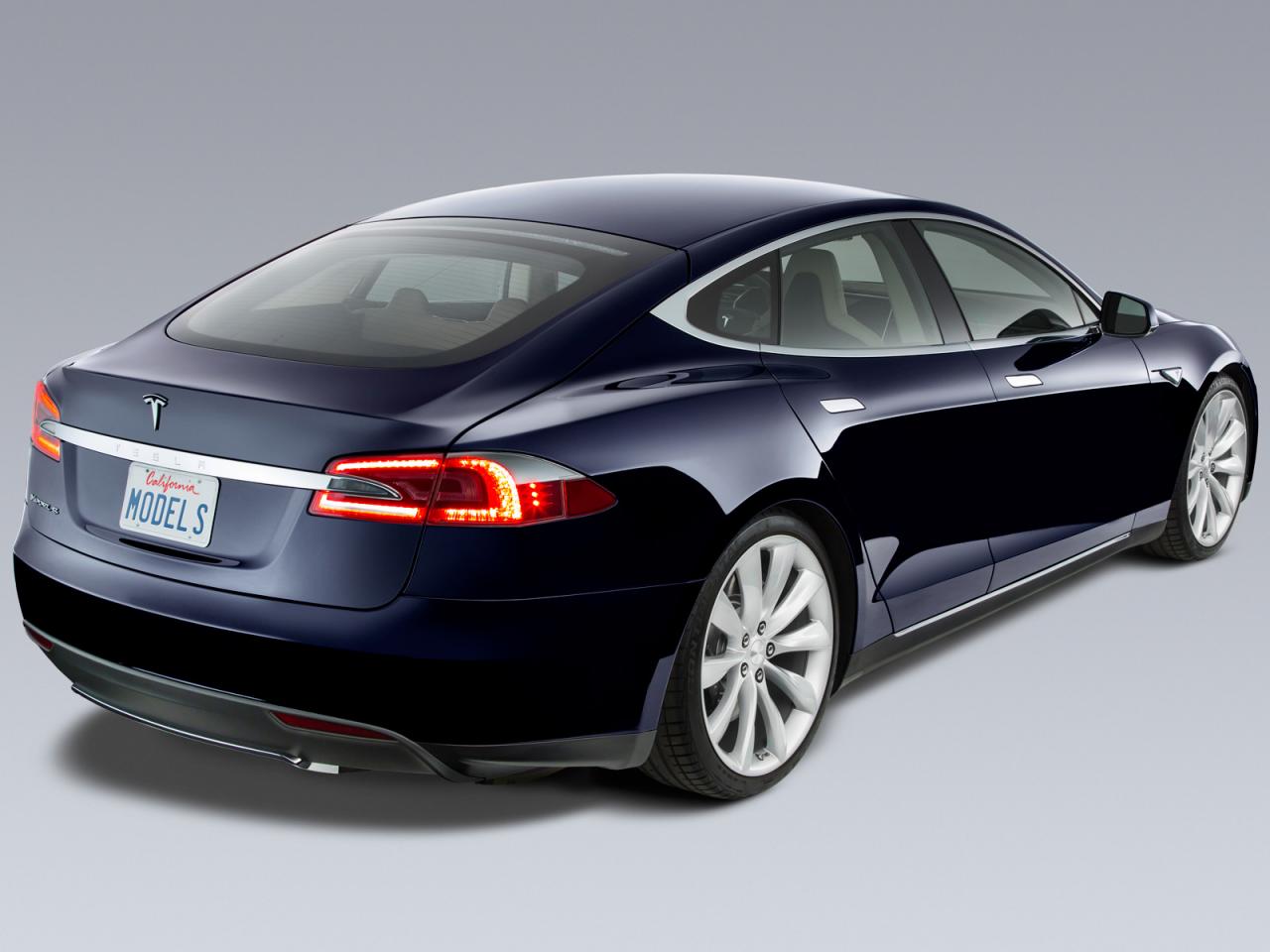 обои Tesla Model S 2012 мощная фото