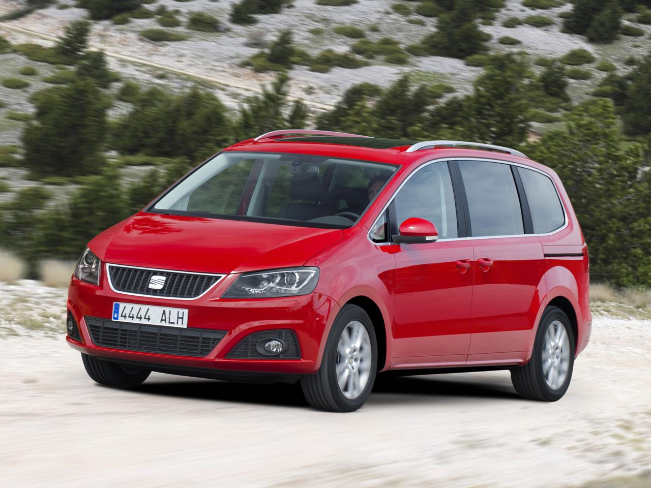 обои Seat Alhambra 4 2011 красный фото