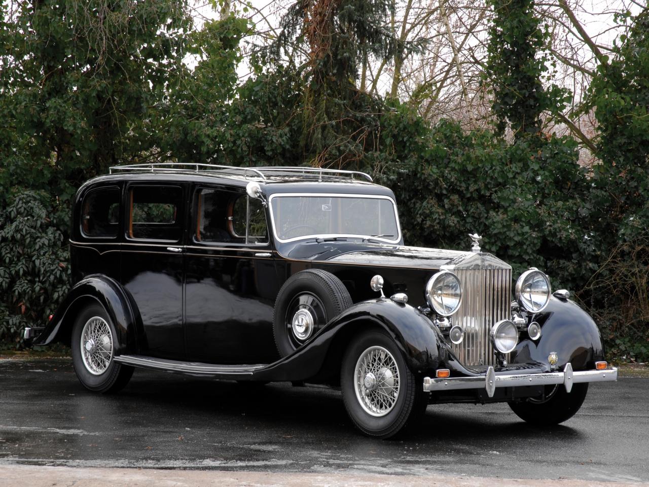 обои Rolls-Royce Wraith Limousine 1938 перед фото