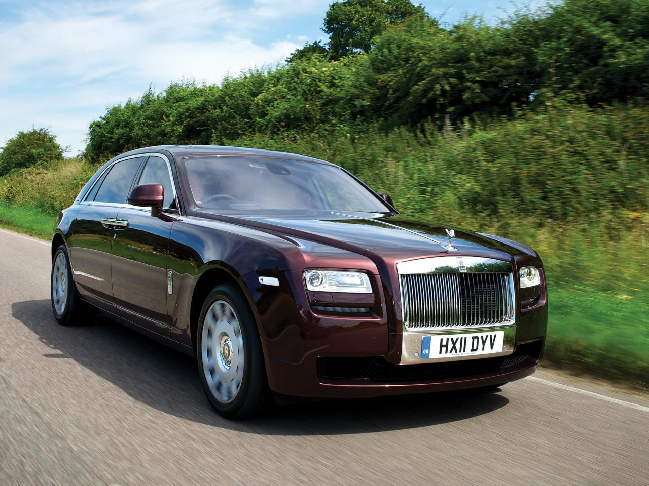 обои Rolls-Royce Ghost Extended Wheelbase 2011 дорога фото