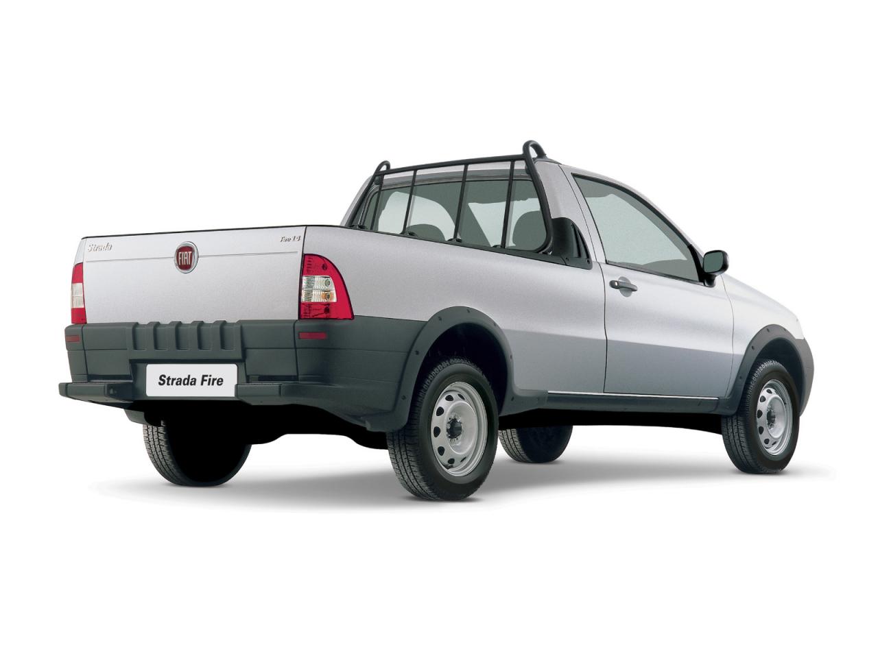 обои Fiat Strada Fire 2007 зад фото