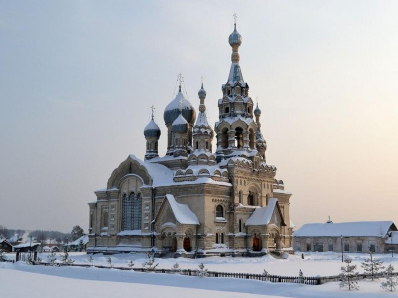 обои Спасский храм,   Село Кукобой Ярославской области фото