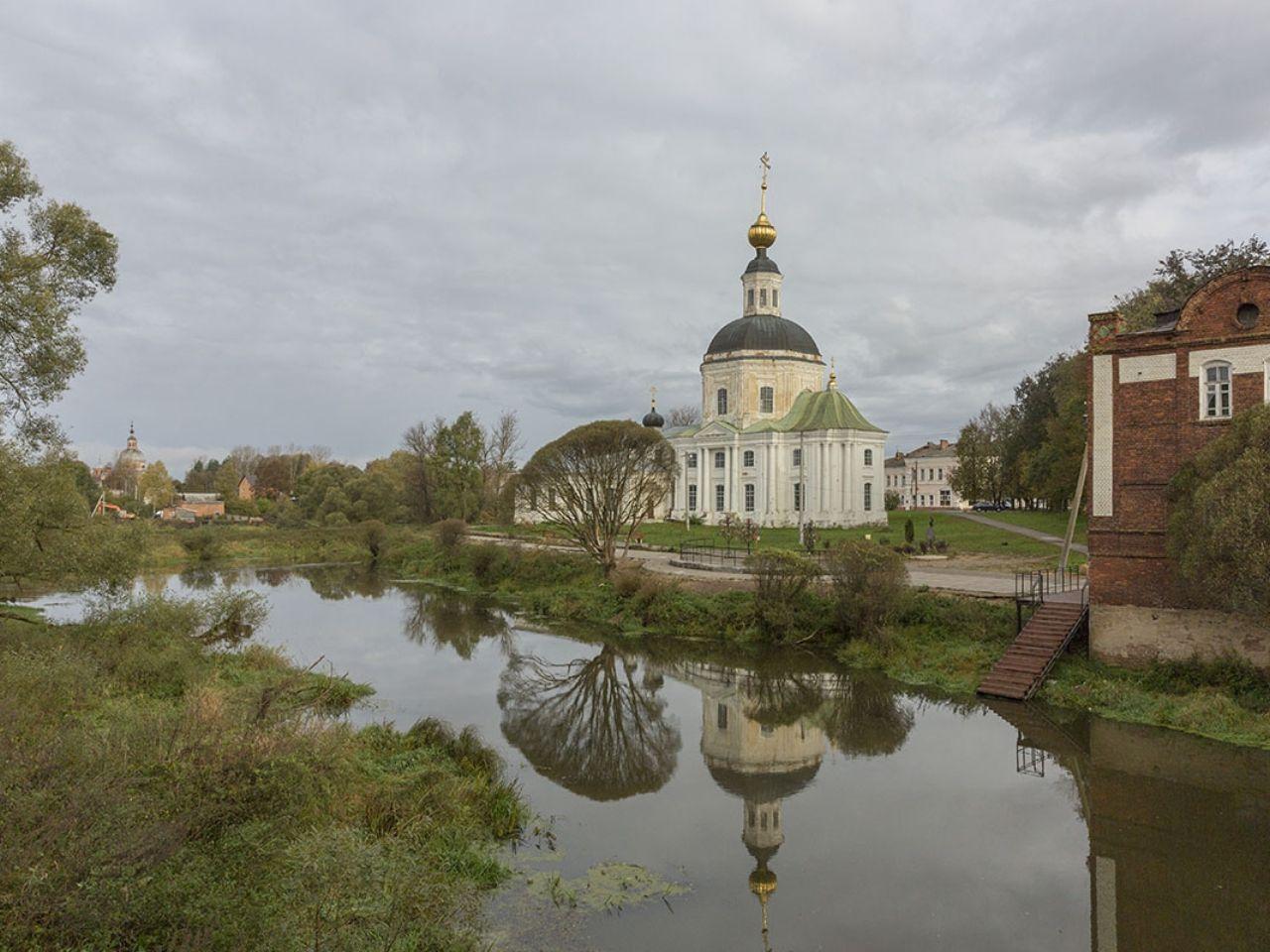 обои Церковь Рождества Пресвятой Богородицы в Вязьме Смоленской области фото