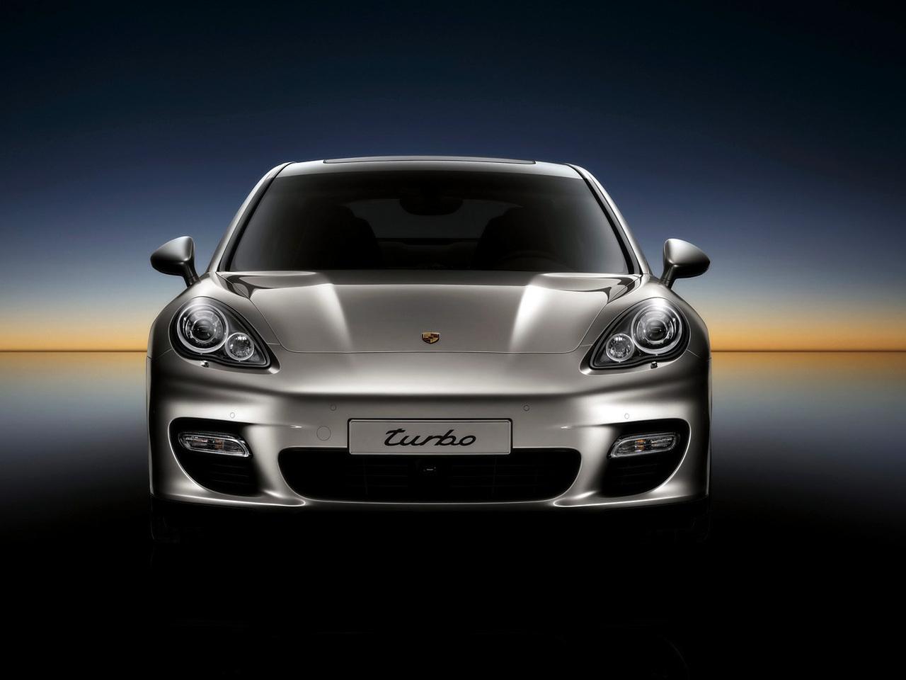 обои Porsche - Panamera - sedan 2010 фото