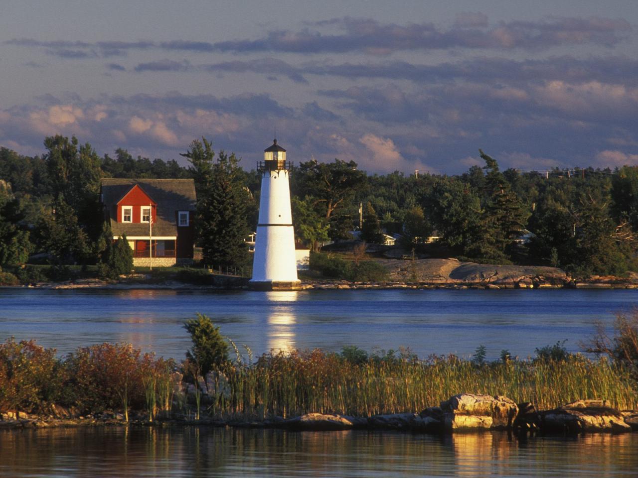 обои Rock Island Lighthouse, New York фото