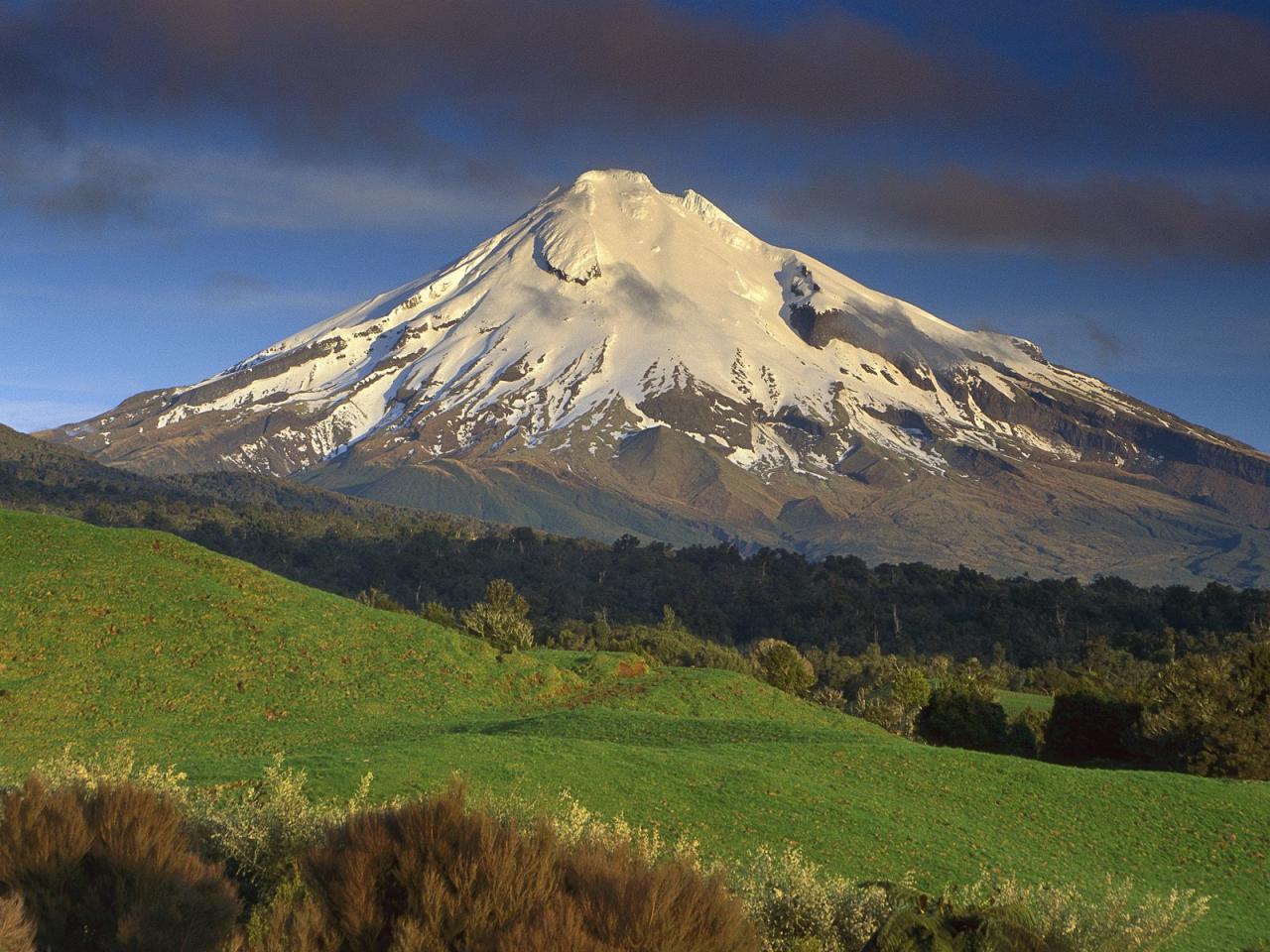 обои Mount Taranaki, Taranaki, New Zealand фото