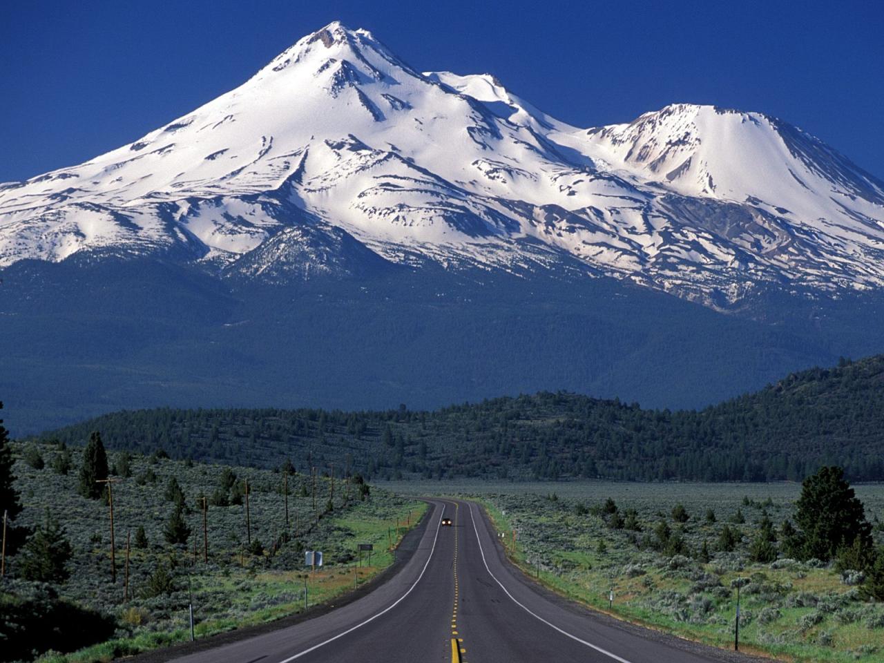 обои Scenic Travels, Mount Shasta, California фото