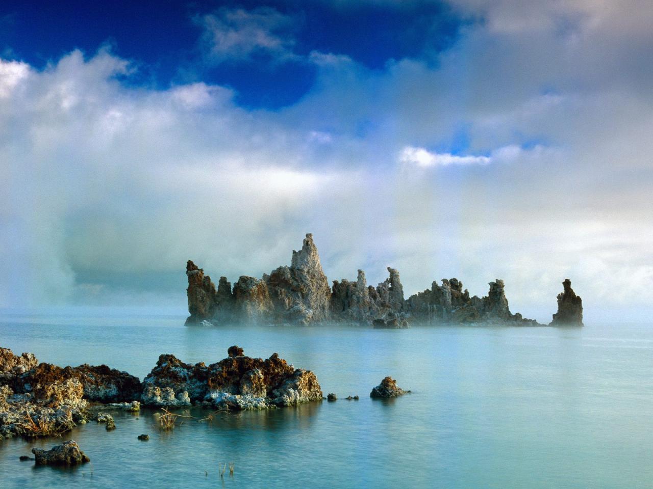 обои Mystic Mono Lake,  California фото