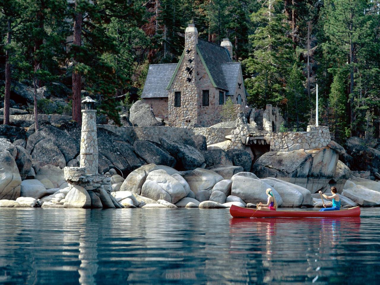 обои Sight Seeing by Canoe, Lake Tahoe фото