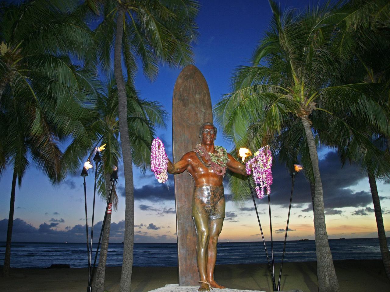 обои Duke Kahanamoku Statue, Waikiki Beach фото