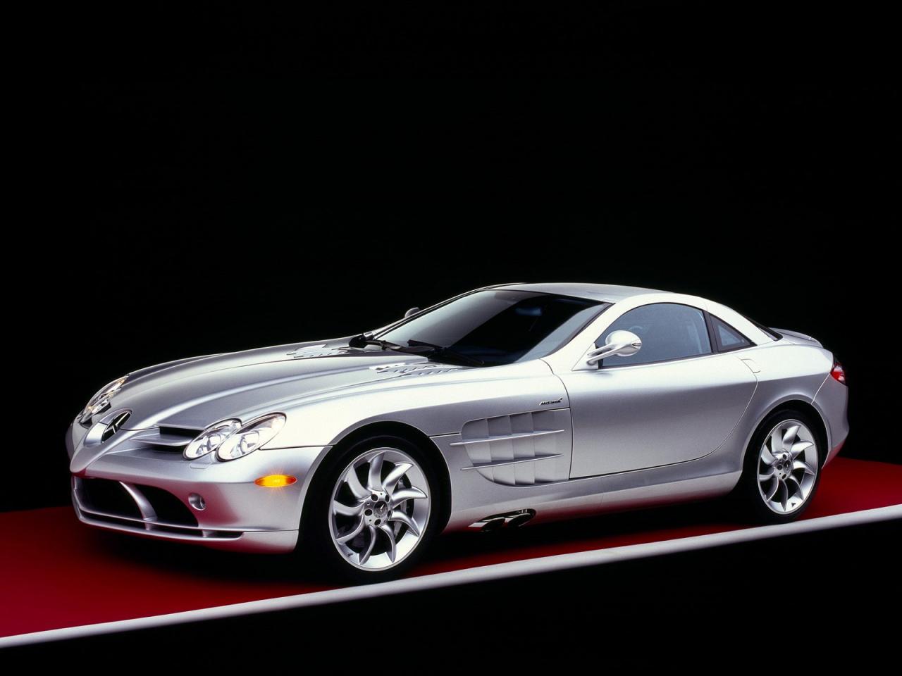 обои Mercedes SLR фото