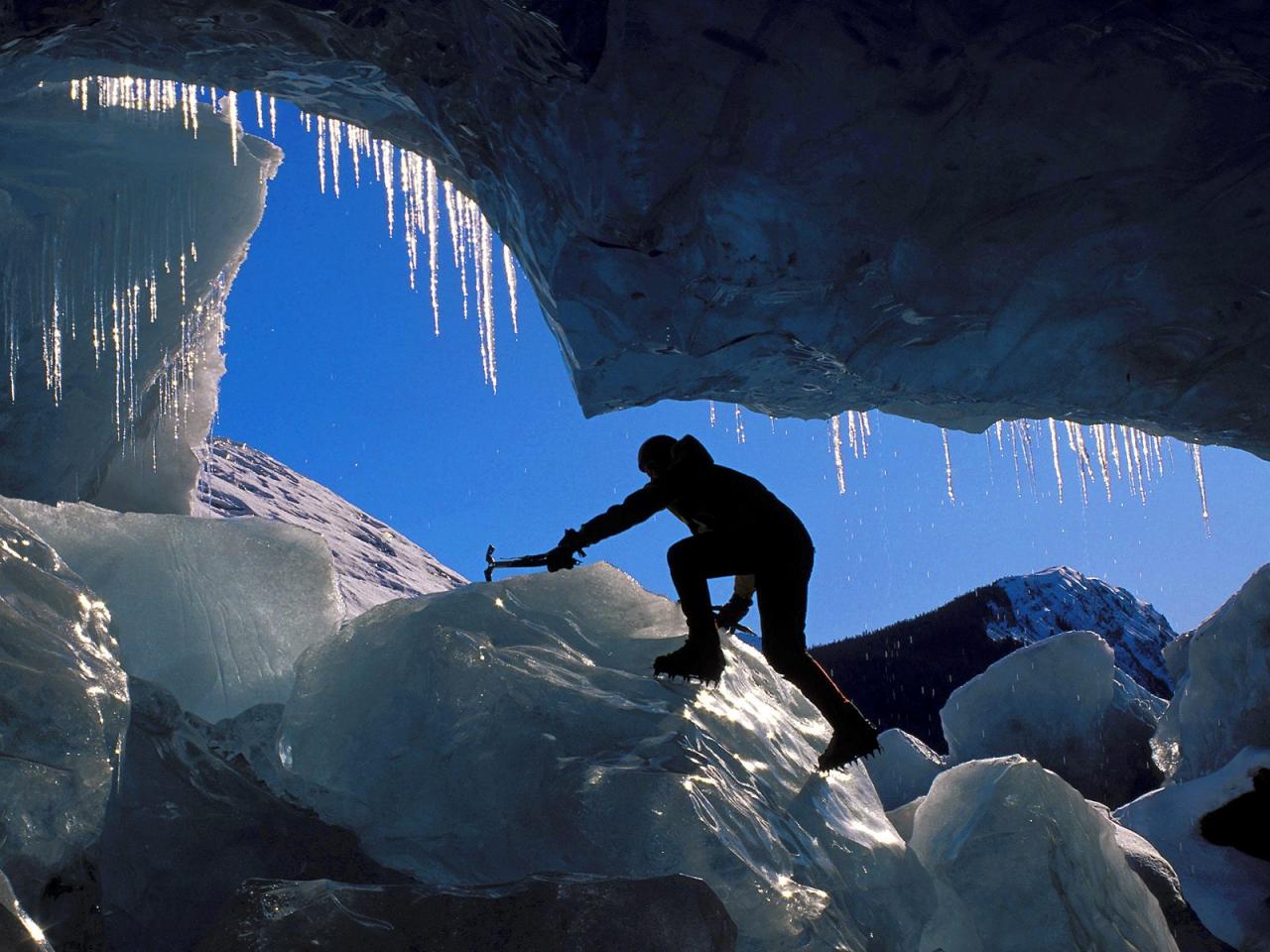 обои Ice Climbing, Mendenhall Glacier, Alaska фото