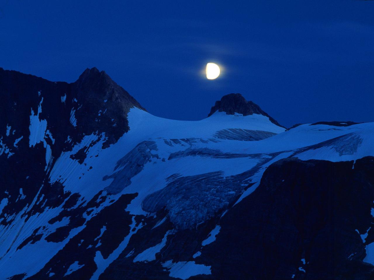 обои Cirque Above the Lake of the Hanging Glaciers, British Colum фото