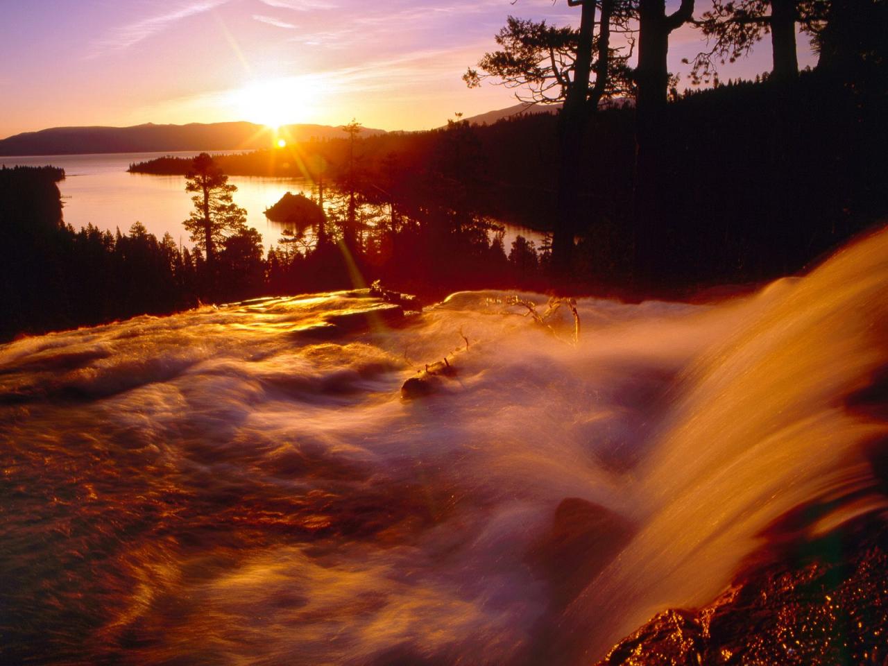 обои Eagle Creek and Emerald Bay at Sunrise, Lake Tahoe, Californ фото