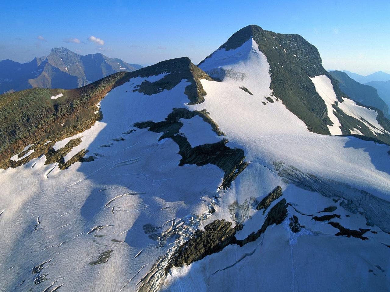 обои Aerial View of Blackfoot Mountain, Glacier National Park, Mo фото