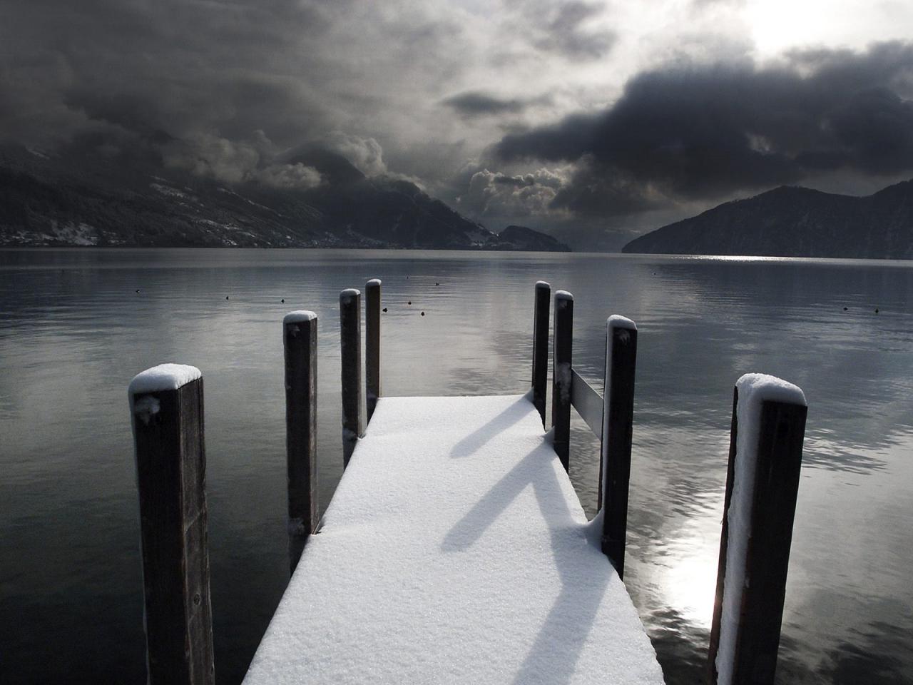 обои Lake Lucerne, Weggis, Switzerland фото