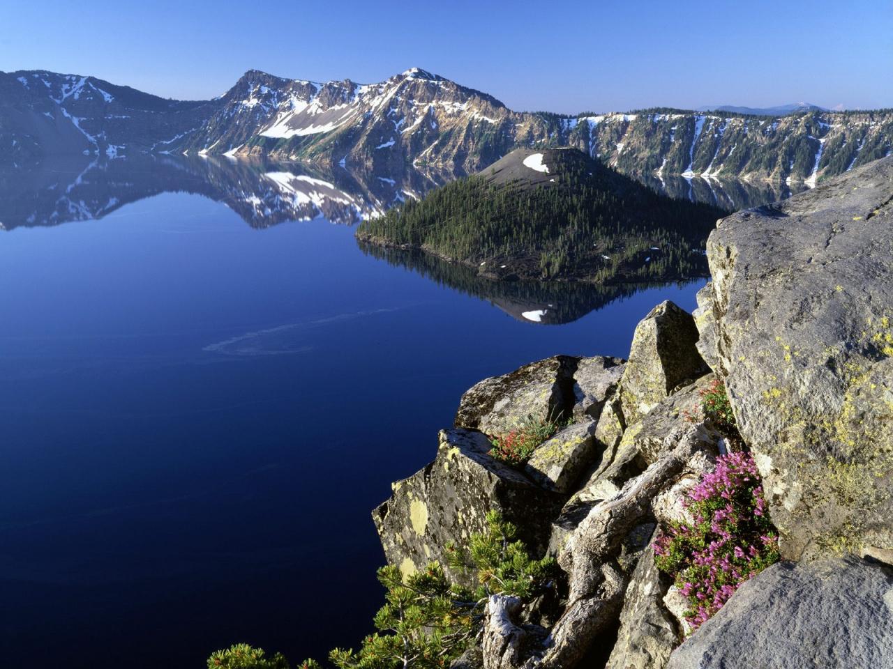 обои Wizard Island, Crater Lake National Park фото