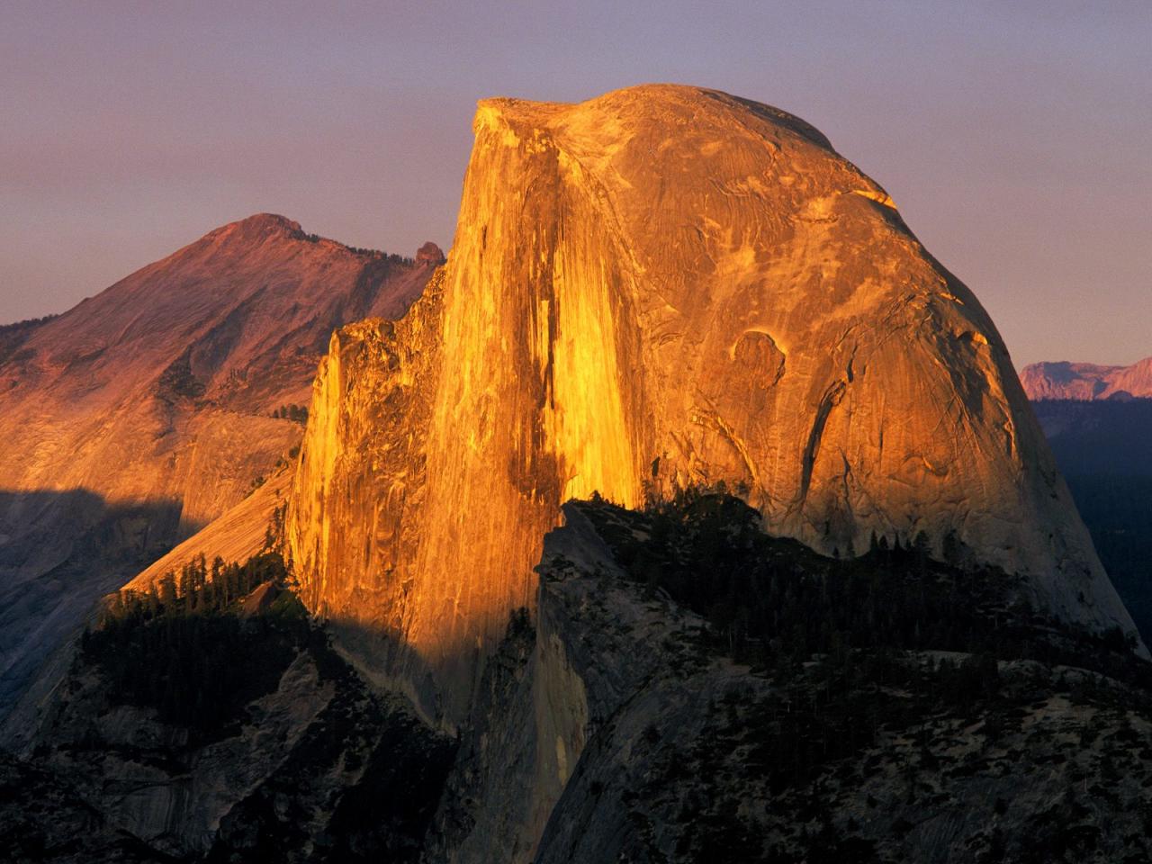 обои Sunlit Half Dome From Glacier Point, Yosemite National Park, фото