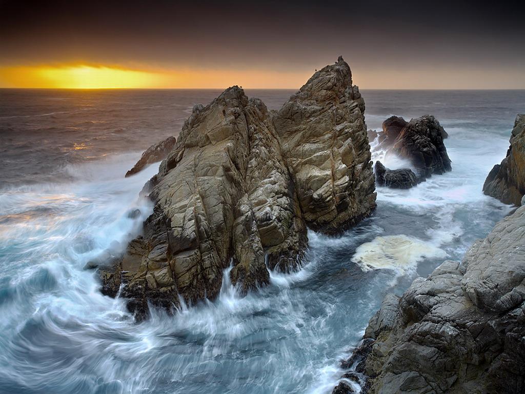 обои Point Lobos - Pinnacle Rock фото