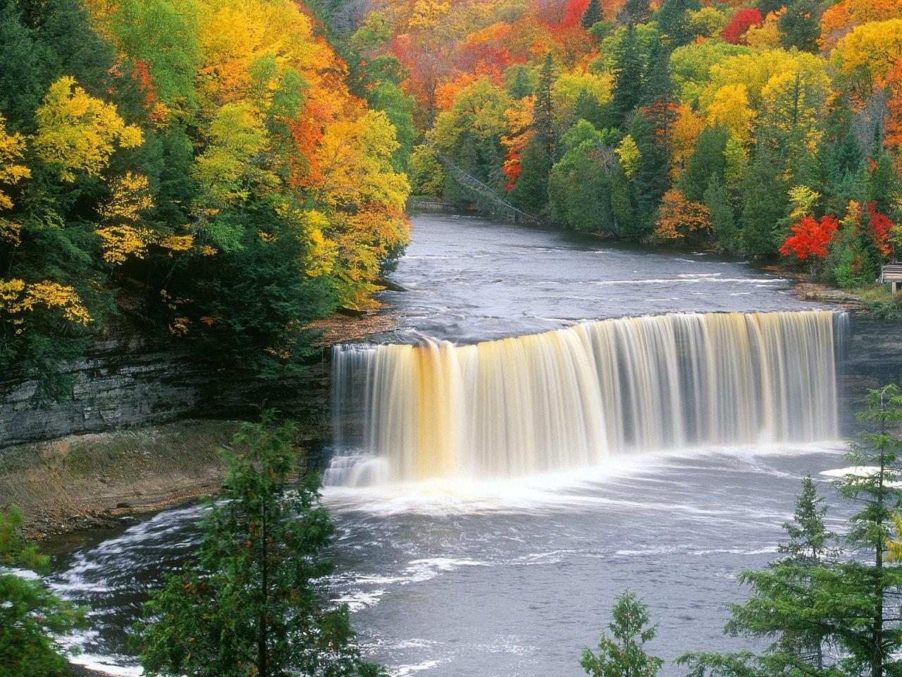 обои Tahquamenon Falls, Michigan фото