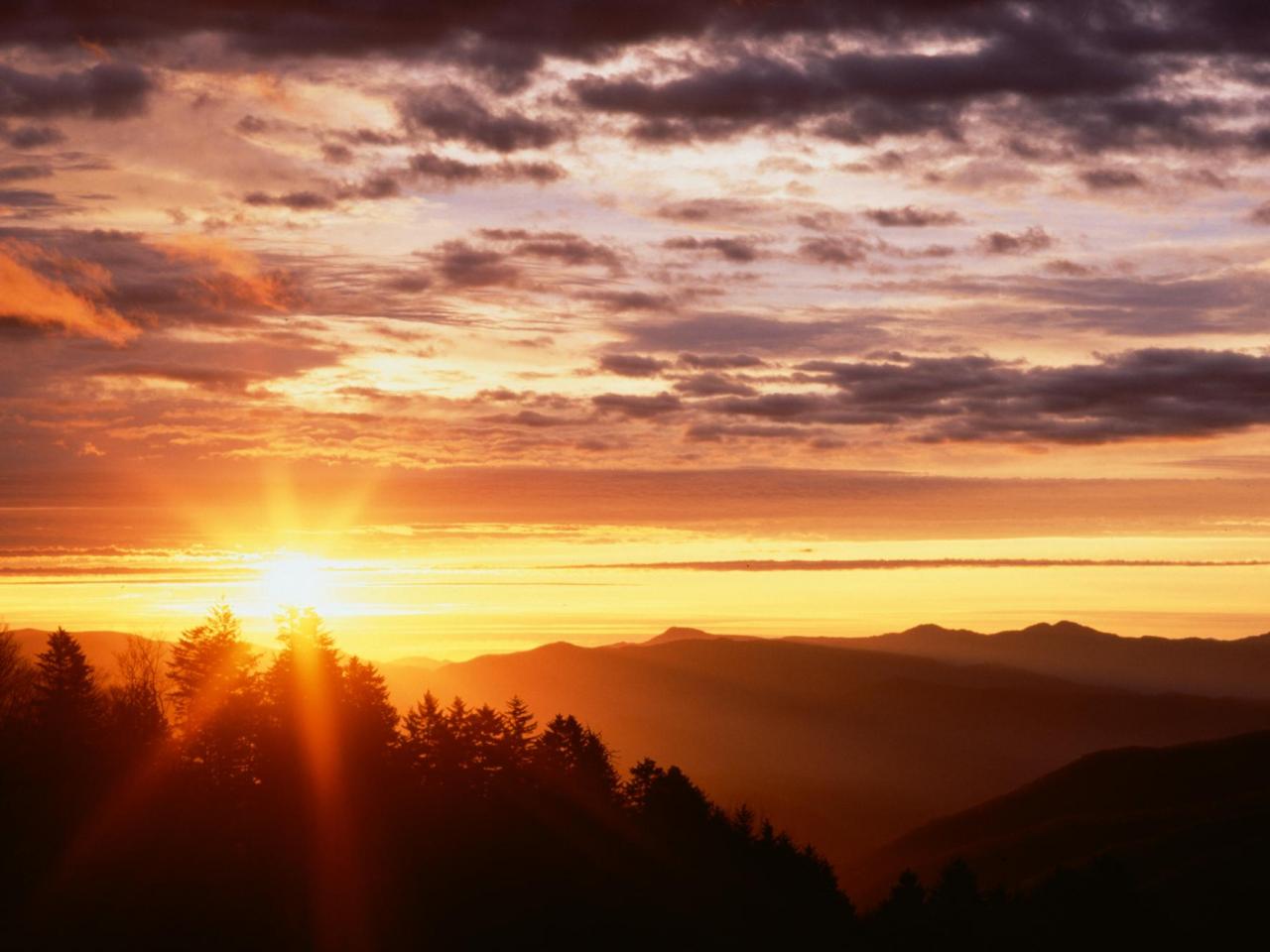 обои Sunrise from Newfound Gap, Great Smoky Mountains, Tennessee фото