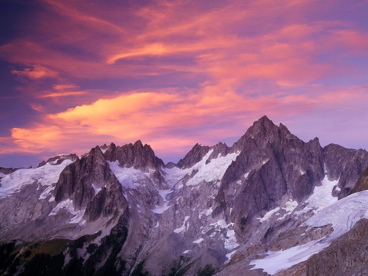 обои Clouds Over Eldorado Peak at Sunset, North Cascades National Park, Washington фото