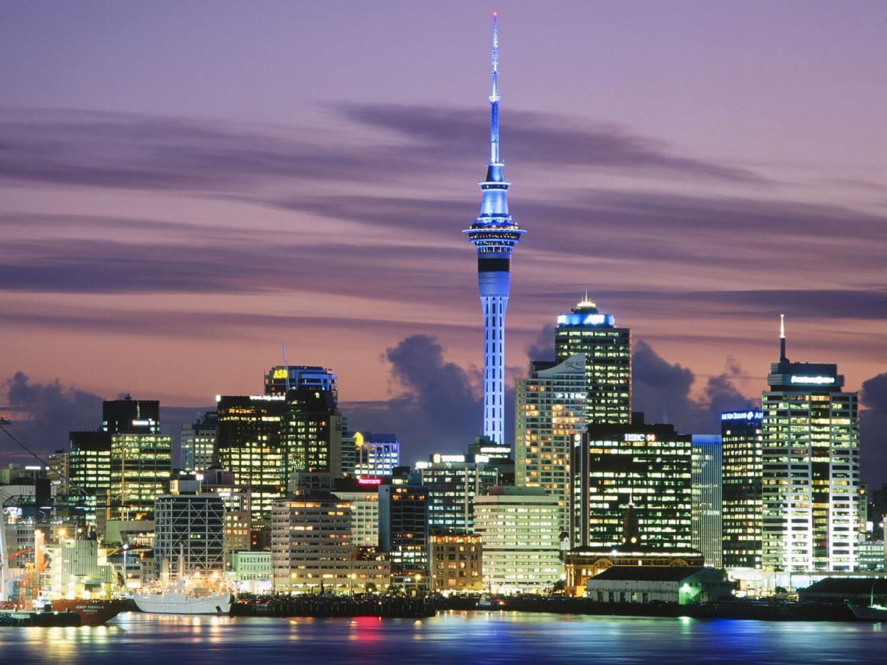 обои Evening Falls in Auckland, New Zealand фото