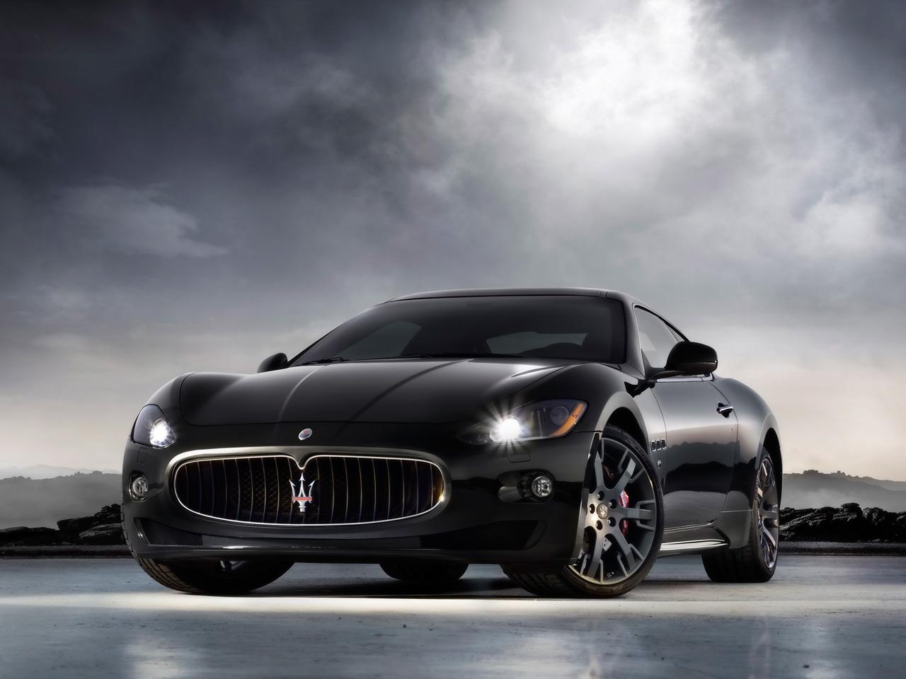 обои Maserati Gran Turismo S - спереди фото