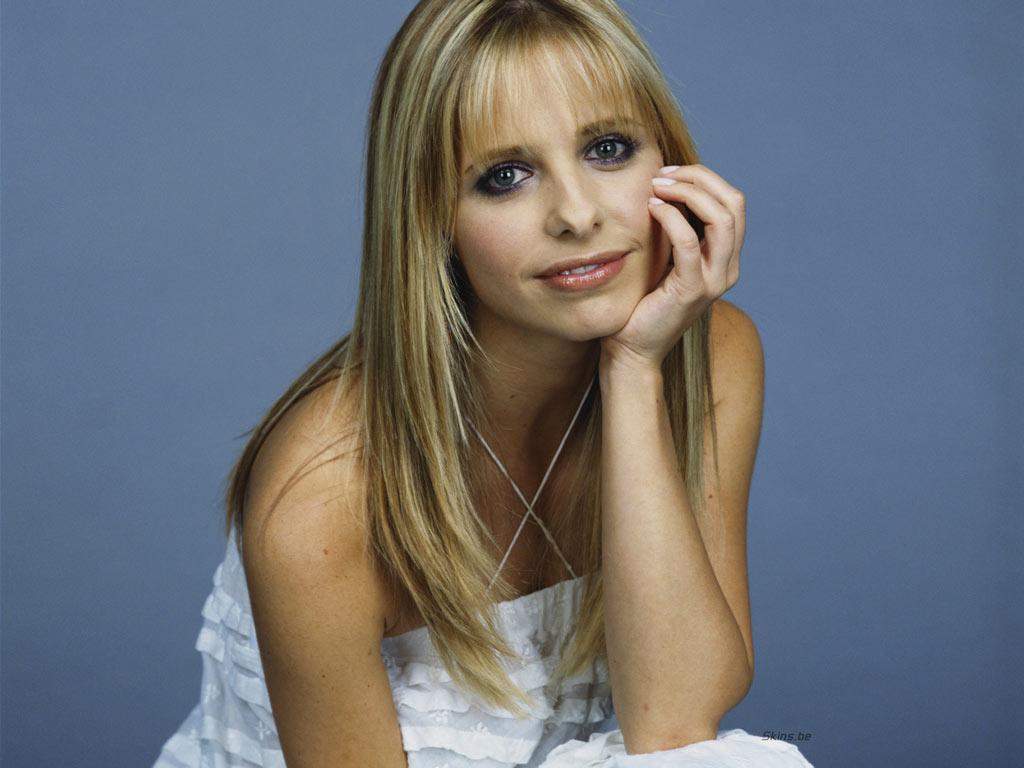 обои Добрая Сара Мишель Геллар (Sarah Michelle Gellar) фото