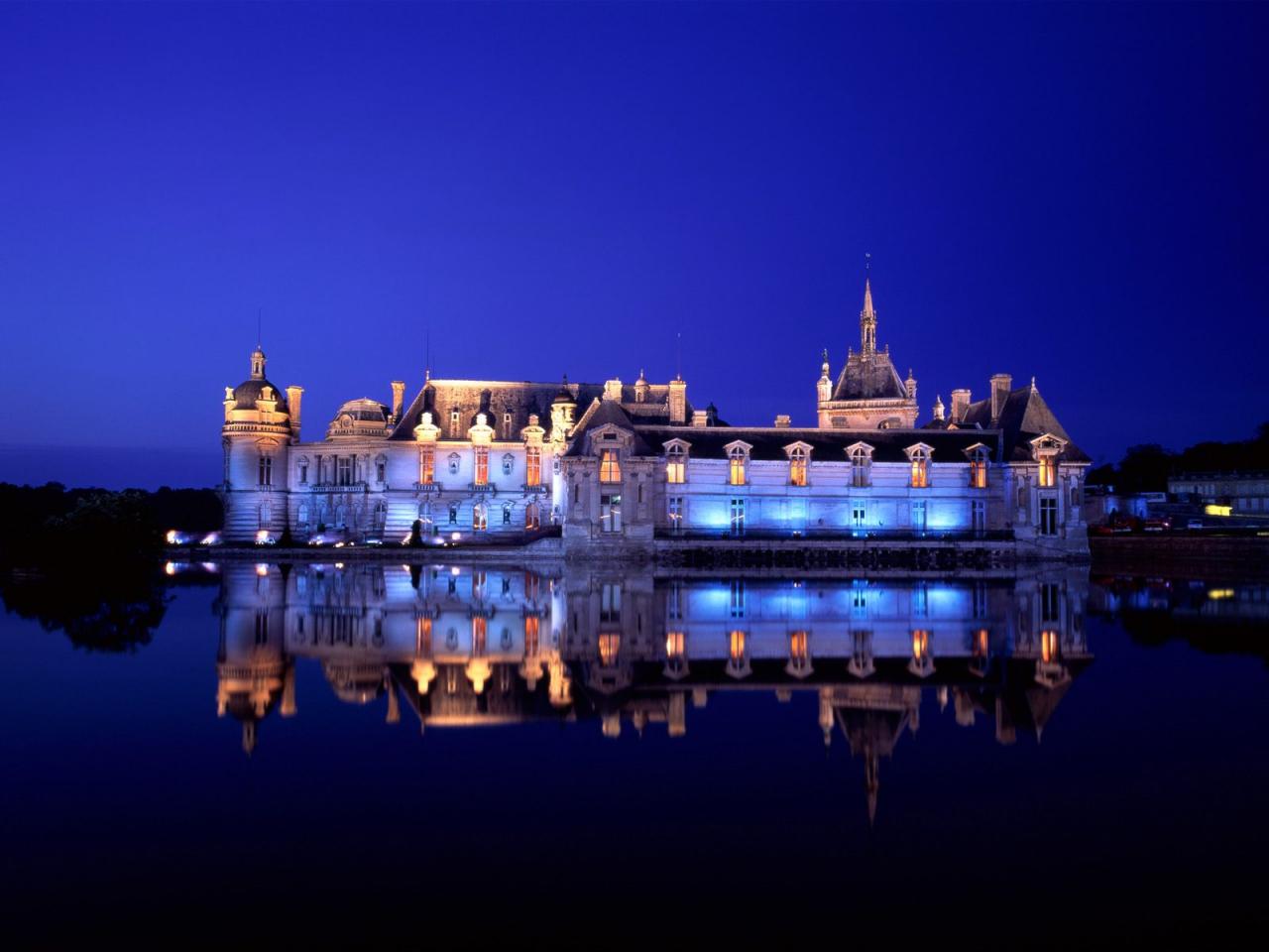 обои Chateau de Chantilly, Chantilly, France фото