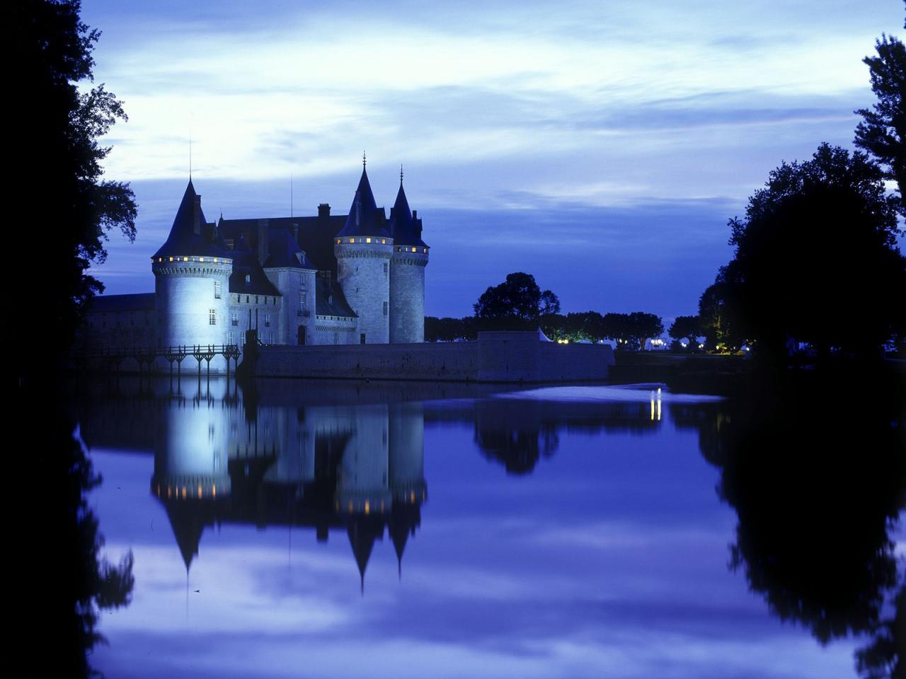 обои Chateau Sully-Sur-Loire, Loiret, France фото