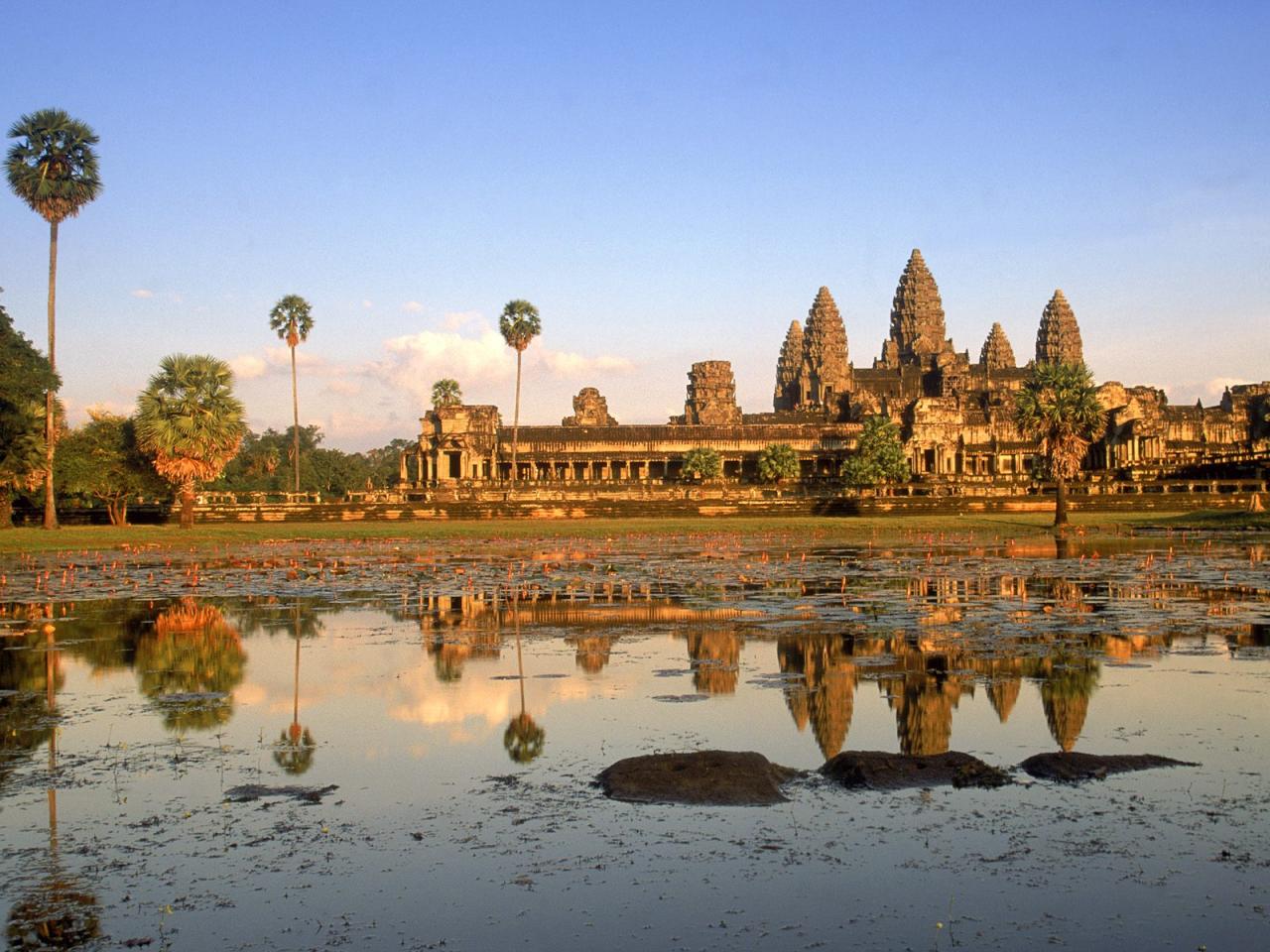 обои Angkor Wat at Sunset, Cambodia фото