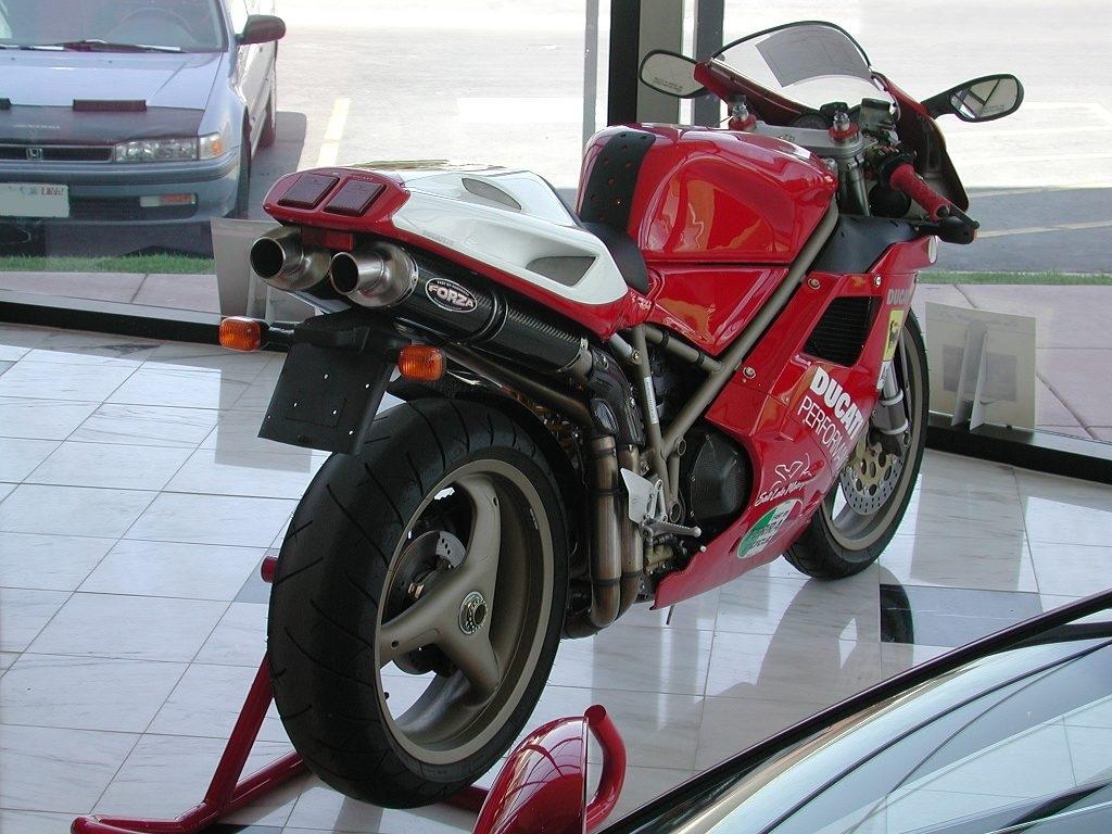 обои Ducati 916 фото