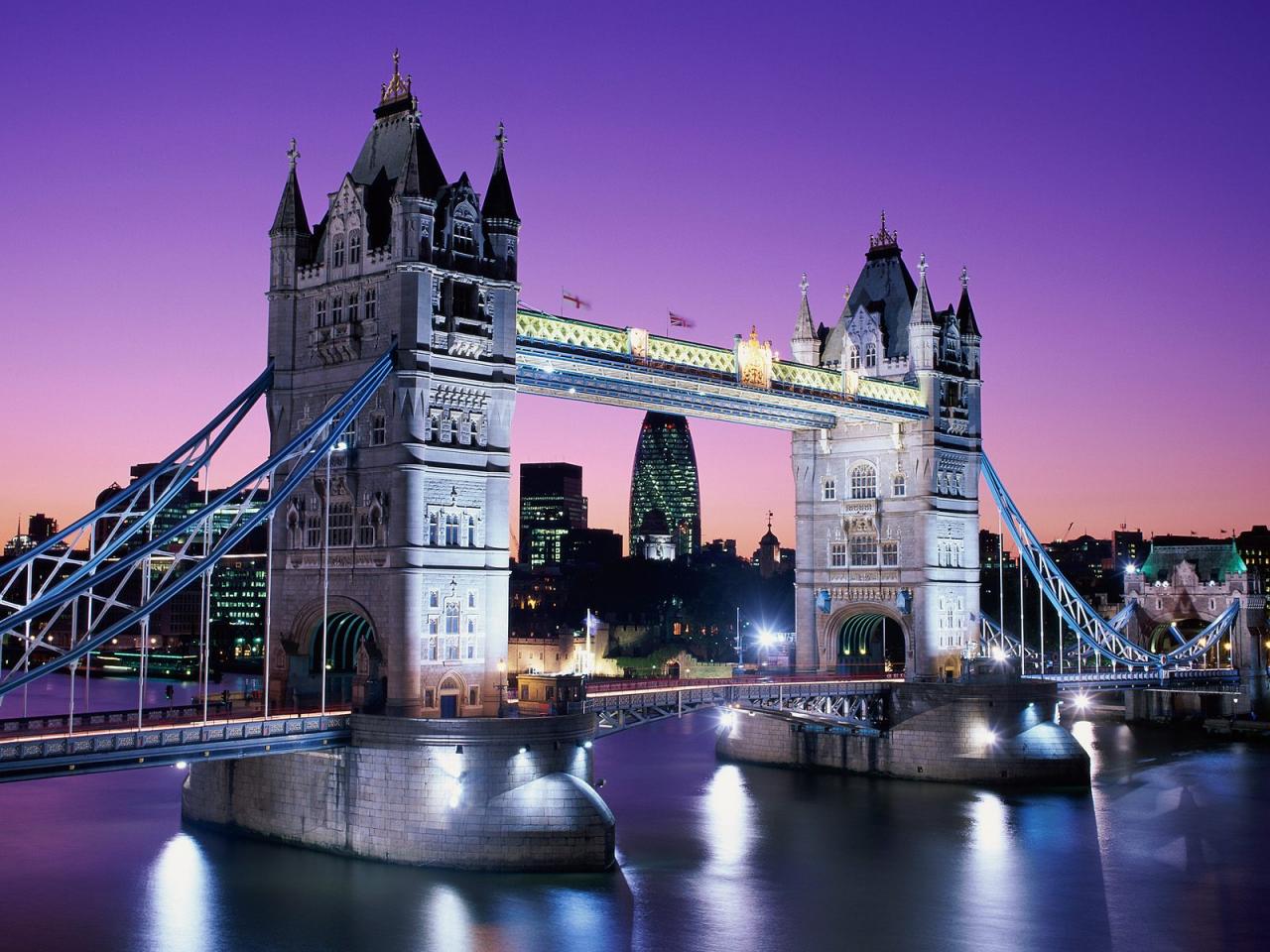 обои Tower Bridge at Night, London, England фото