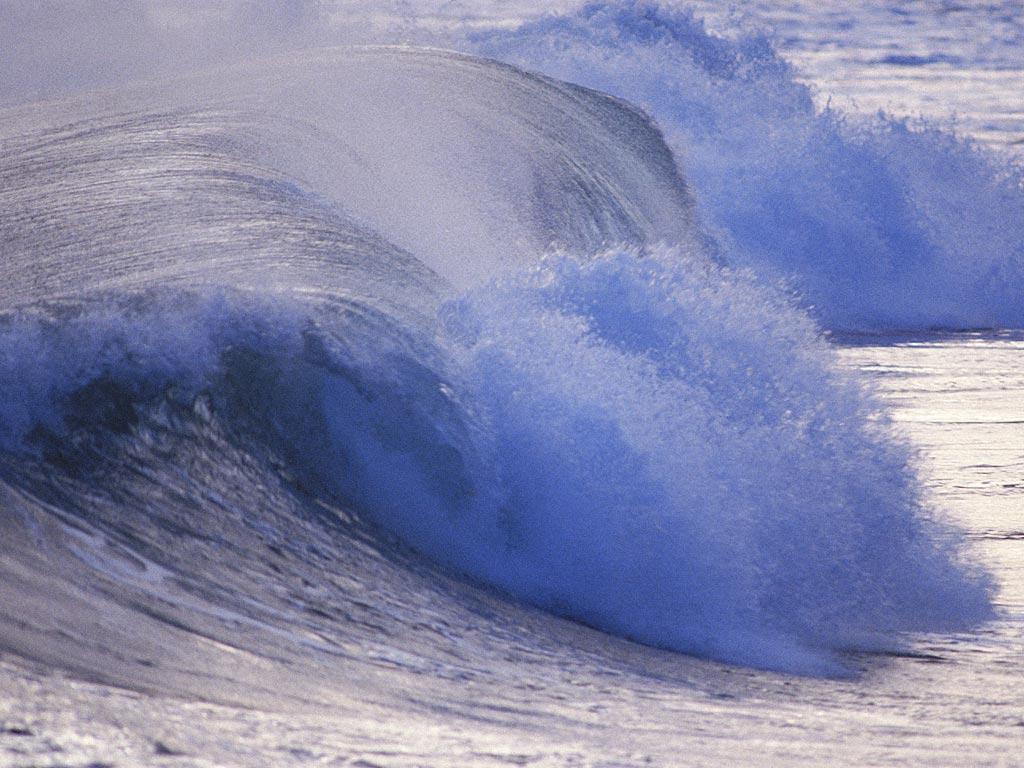 обои Вода разбушевалась фото