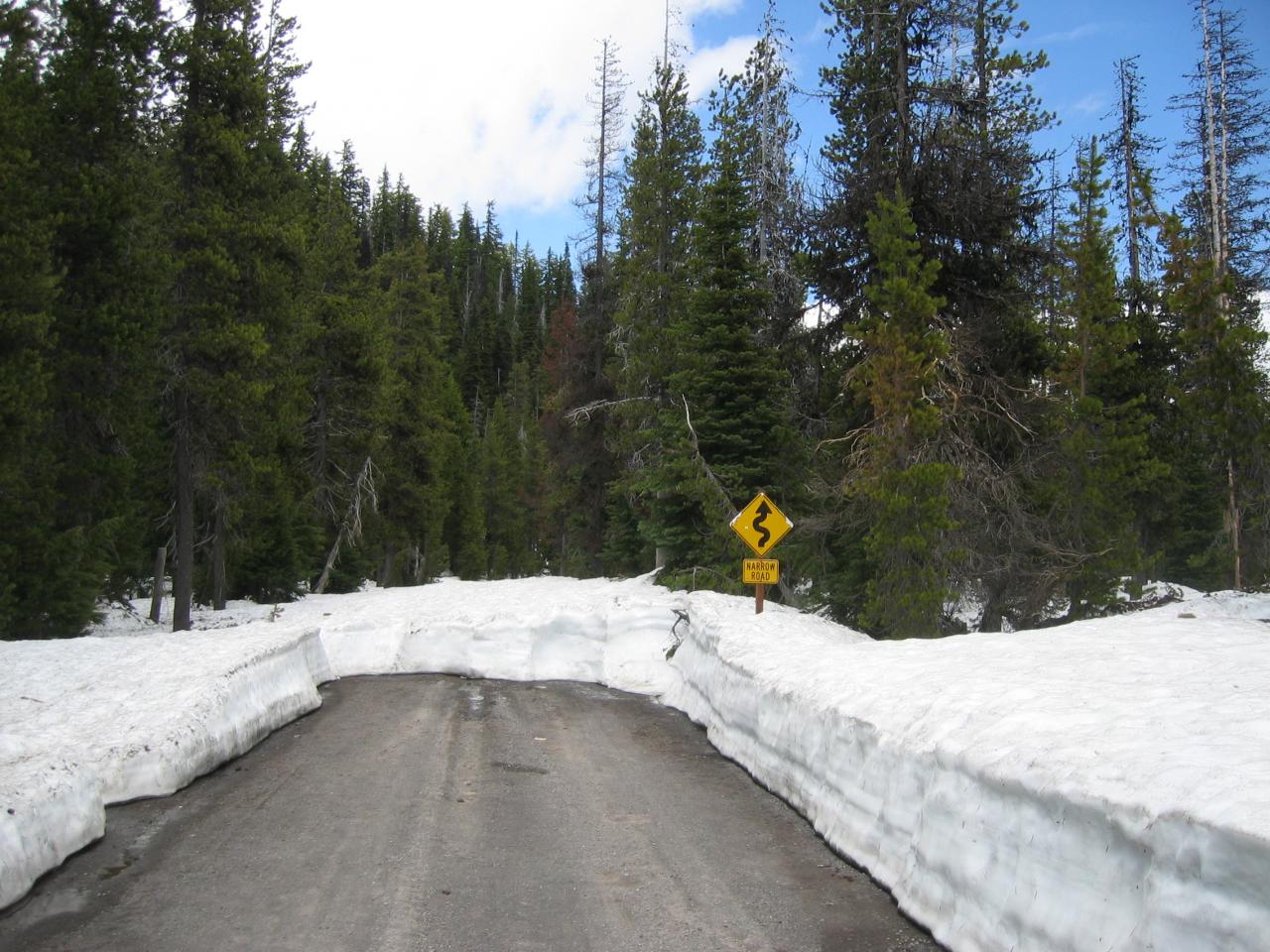 обои Snow road фото