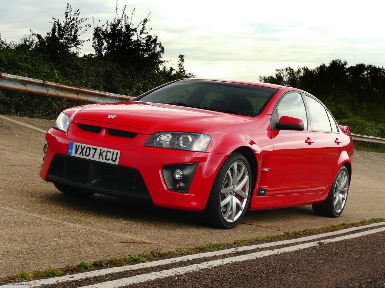 обои Vauxhall VXR8 фото