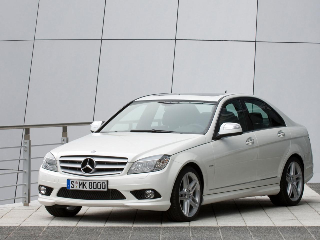 обои Mercedes Benz C350 фото