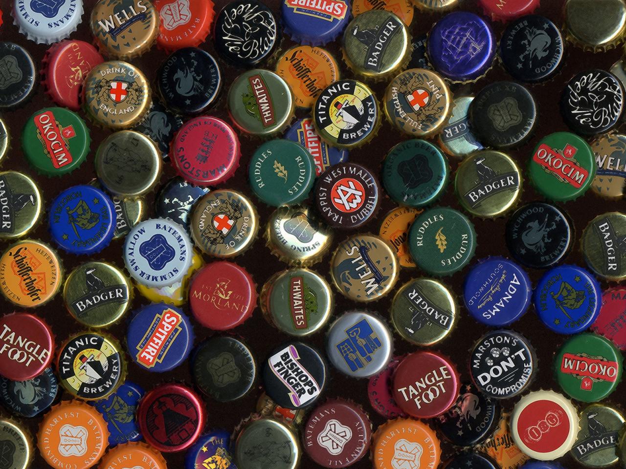 обои Collection of beer caps фото