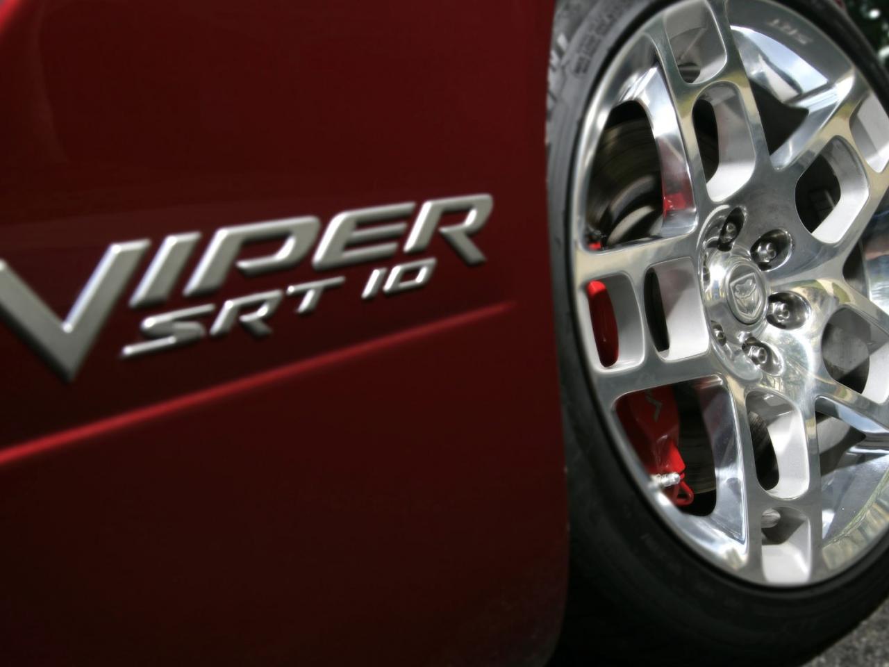 обои Viper SRT 10 фото