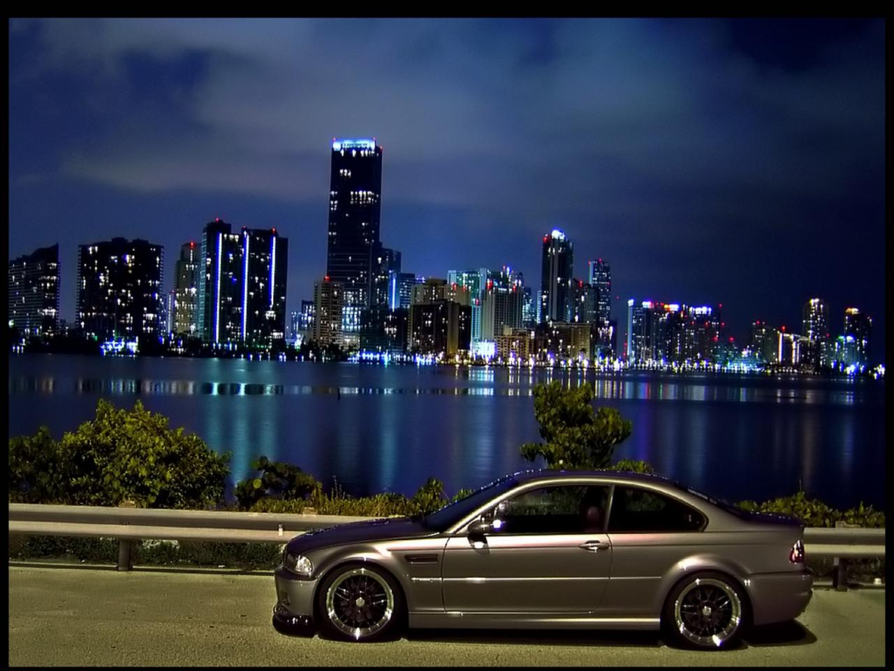обои BMW M3 ночью фото